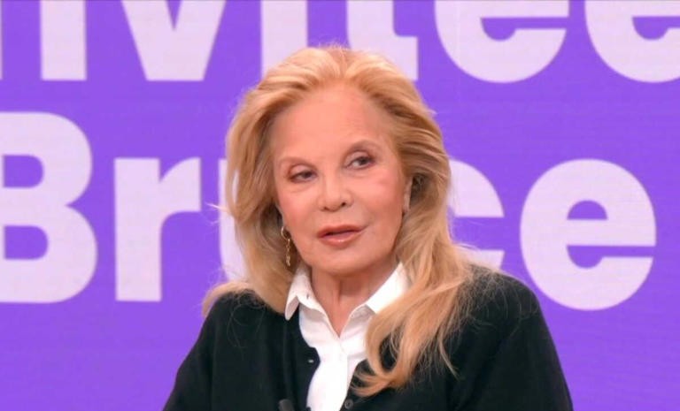 Chirurgie-esthetique-de-Sylvie-Vartan